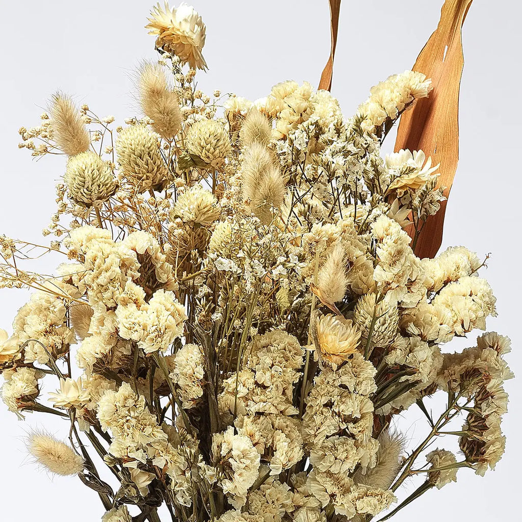 Dry Flowers Gift